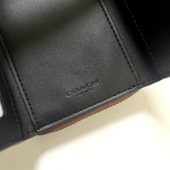 Coach | Bags | Nwt 8 Coach Small Trifold Wallet In Colorblock Signature ...